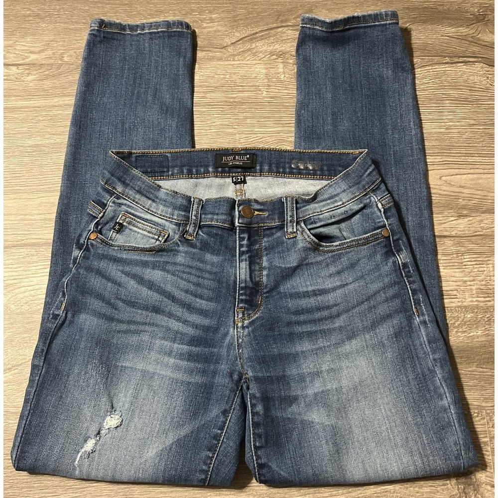 Judy Blue Boyfriend Fit‎ Mid Rise Distressed Tapered Jeans Size 5/27 (27x29) - Picture 2 of 11